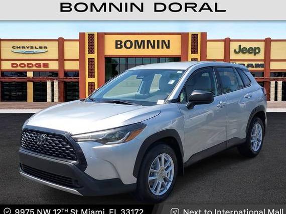 TOYOTA COROLLA CROSS 2023 7MUAAAAG3PV039178 image